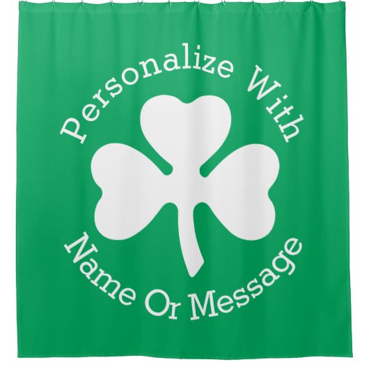 パーソナライズなシャムロックSt patricks day シャワーカーテン (正面)
