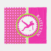 パーソナライズなソフトボールのピンク-緑の水玉模様 フリースブランケット (正面(横))