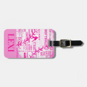 パーソナライズなソフトボールの女の子の単語およびシルエット ラゲッジタグ (正面横)