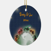 パーソナライズなトラクターのクリスマスのオーナメント: 平和 セラミックオーナメント (右)