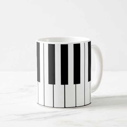 パーソナライズなハートのイニシャルはピアノマグをつなぎます コーヒーマグカップ (正面右)