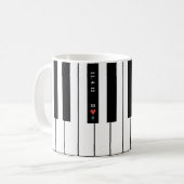 パーソナライズなハートのイニシャルはピアノマグをつなぎます コーヒーマグカップ (正面左)