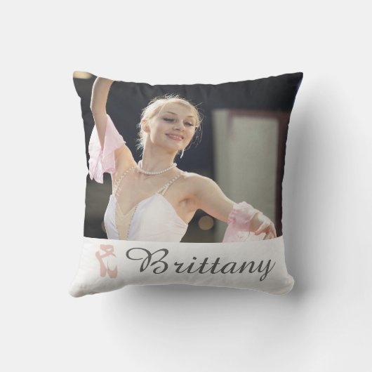 パーソナライズなバレエの写真のバレリーナの名前のスリッパ クッション (裏面)