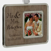 パーソナライズなバーラップ一見の素朴な結婚式の記念品 シルバープレートフレームオーナメント (右)