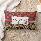 パーソナライズなヒョウのプリントの唇のキス ランバークッション (ブランケット)