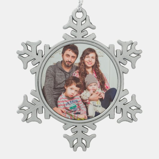 パーソナライズなピューターの雪片のオーナメント スノーフレークピューターオーナメント (正面)