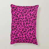 パーソナライズなピンクおよび黒いヒョウのプリントおよび足 アクセントクッション (裏面(縦))