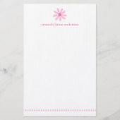 パーソナライズなピンクのデイジーは文房具をからかいます 便箋 (正面)