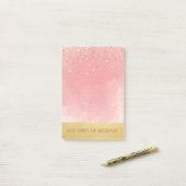 パーソナライズなピンクの水彩画のフェイクな金ゴールドホイル ポストイット (デスク上)