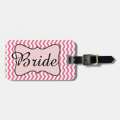 パーソナライズなピンクの花嫁のシェブロンのジグザグ形の荷物のラベル ラゲッジタグ (正面横)