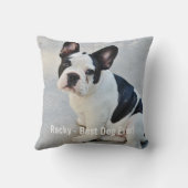 パーソナライズなブルドッグの写真およびブルドッグの名前 クッション (裏面)