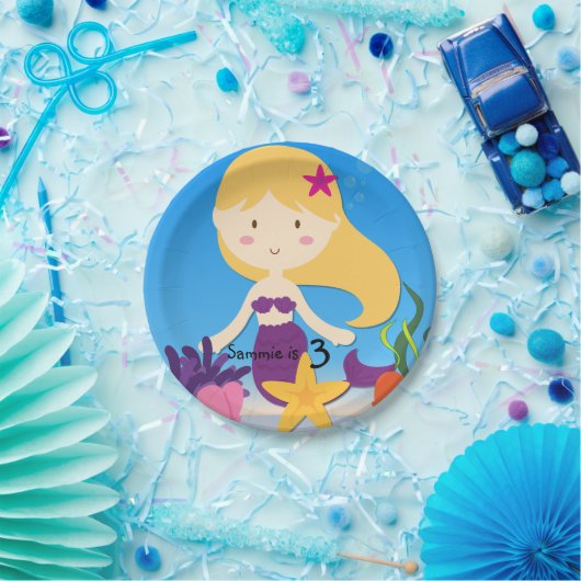 パーソナライズなブロンドの人魚の誕生日の紙皿 ペーパープレート (パーティー)