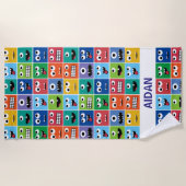 パーソナライズなモンスターの顔パターンカラフルの子供 ビーチタオル (正面)