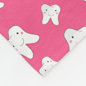 パーソナライズな一流のかわいいピンクの歯パターン フリースブランケット (角)