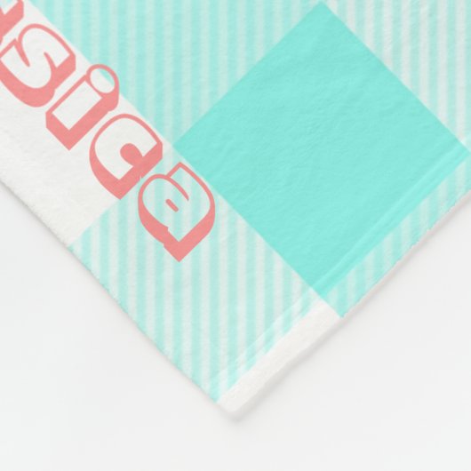 パーソナライズな一流のタイポグラフィのティール(緑がかった色)の珊瑚の格子縞 フリースブランケット (角)