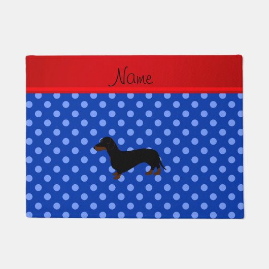 パーソナライズな一流のダックスフントの青の水玉模様 ドアマット (正面)