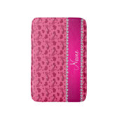 パーソナライズな一流のピンクのハートは弓に蹄鉄を打ちます バスマット (正面縦)