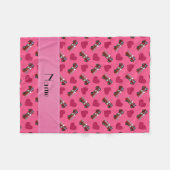 パーソナライズな一流のピンクの普通消防車のハート フリースブランケット (正面(横))