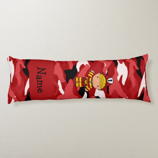 パーソナライズな一流の消防士の赤の迷彩柄 ボディピロー (裏面)
