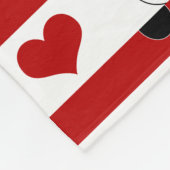 パーソナライズな一流の白いパンダの赤いハートは縞で飾ります フリースブランケット (角)