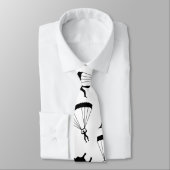 パーソナライズな一流の白いskydivingパターン ネクタイ (タイ)