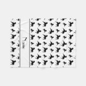 パーソナライズな一流の白く黒い馬パターン フリースブランケット (正面(横))