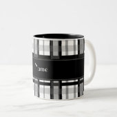 パーソナライズな一流の白黒格子縞 ツートーンマグカップ (正面右)