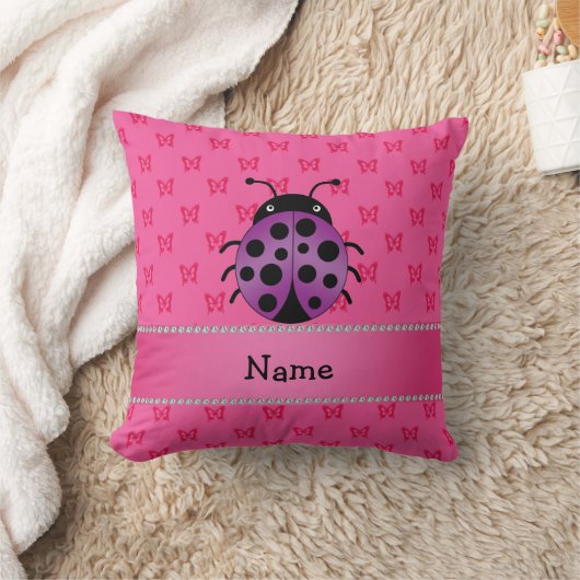 パーソナライズな一流の紫色のてんとう虫のピンクの蝶 クッション (ブランケット)
