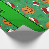 パーソナライズな一流の緑のバスケットボールのクリスマス ラッピングペーパー (角)