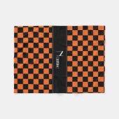 パーソナライズな一流の黒いおよびオレンジのチェッカー フリースブランケット (正面(横))