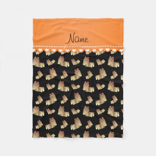 パーソナライズな一流の黒いシーズー(犬)のtzu犬 フリースブランケット (正面)