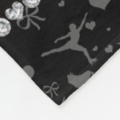 パーソナライズな一流の黒いフィギュアスケート フリースブランケット (角)