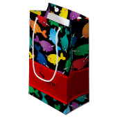 パーソナライズな一流の黒い虹のnarwhals スモールペーパーバッグ (正面アングル)