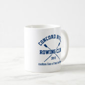 パーソナライズな乗組員のロウイングのロゴのオールのチーム名前年 コーヒーマグカップ (正面右)