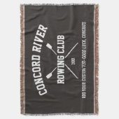 パーソナライズな乗組員のロウイングのロゴのオールのチーム名前年 スローブランケット (正面縦)