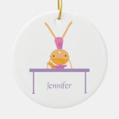 パーソナライズな体操の釣り合い梁の子供のオーナメント セラミックオーナメント (正面)