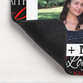 パーソナライズな写真のバレンタインデーの単語のコラージュ マウスパッド (コーナー)