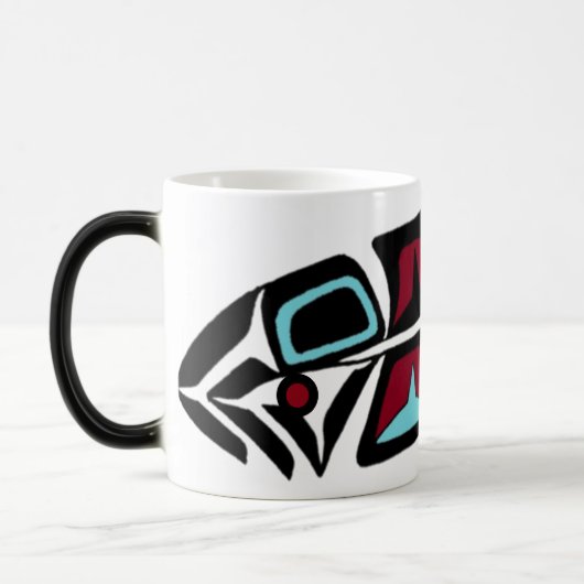 パーソナライズな北西海岸の羽の変形させるマグ モーフィングマグカップ (左)