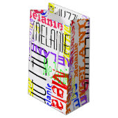 パーソナライズな名前をカスタムするのコラージュのカラフル スモールペーパーバッグ (裏面アングル)