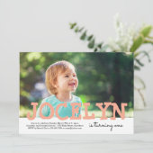 パーソナライズな女の子または男の子の写真の誕生日の招待状 招待状 (スタンド正面)