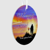 パーソナライズな婚約のオーナメント オーナメント (正面)