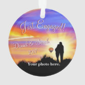 パーソナライズな婚約のオーナメント オーナメント (裏面)