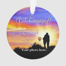 パーソナライズな婚約のオーナメント