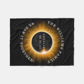 パーソナライズな家族の全体の日食 フリースブランケット (正面(横))