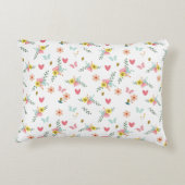 パーソナライズな小さな女の子の花の蝶ハート アクセントクッション (裏面)