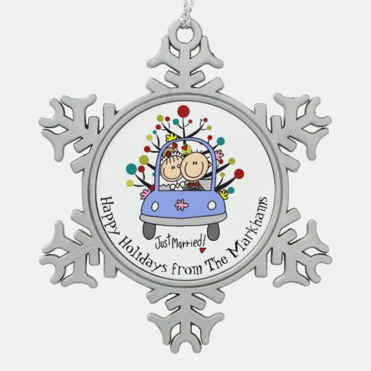 パーソナライズな新郎新婦の雪片のオーナメント スノーフレークピューターオーナメント (正面)