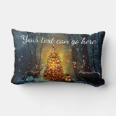 パーソナライズな木びき台および木のクリスマス ランバークッション (裏面)