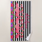 パーソナライズな熱帯フラミンゴは縞で飾り、 ビーチタオル (正面)