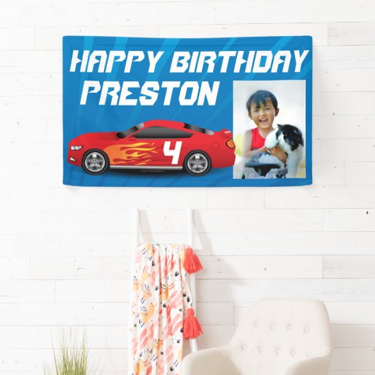 パーソナライズな男の子のレースカーの誕生会の写真 横断幕 (インサイチュ)