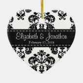 パーソナライズな白黒ダマスク織の結婚式の引き出物 セラミックオーナメント (正面)